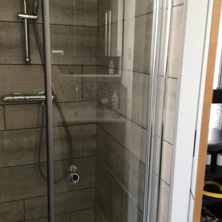 Apartamento Entre Et Bois Indépendant Idéal à 200 M De La