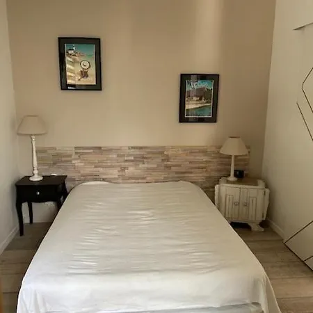 Entre Et Bois Indépendant Idéal à 200 M De La Apartamento *